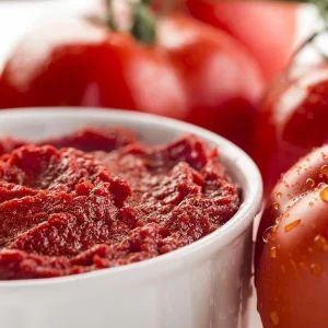 Canned tomato paste