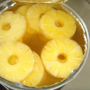Canned pineapple slice in light syrup